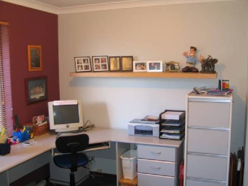 11 Tarata Close, Halls Head WA 6210