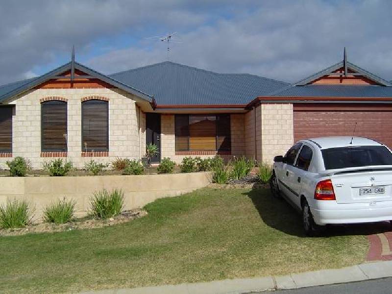 9 CALYTRIX WAY, Halls Head WA 6210