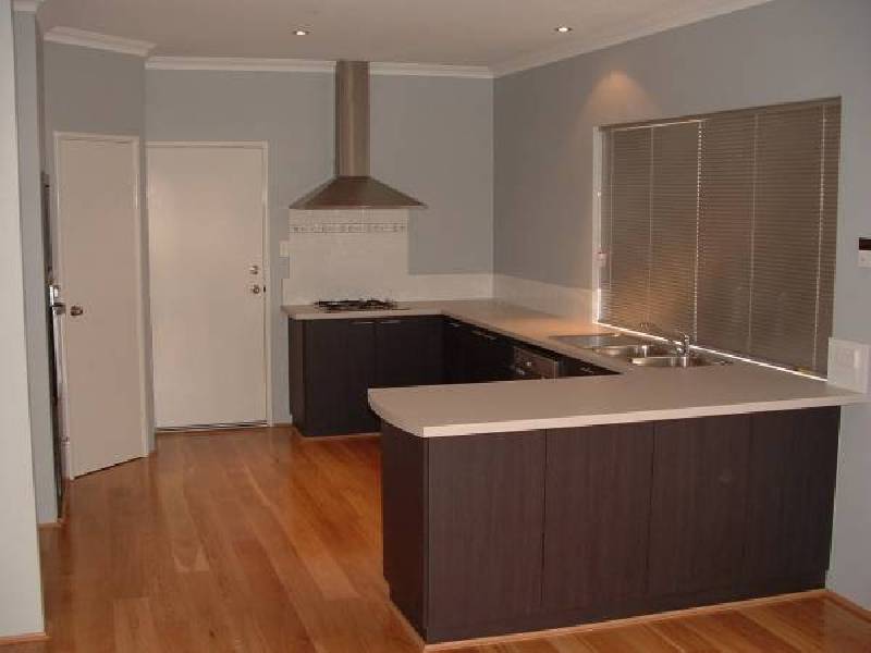 64 Buttercup Parkway, Halls Head WA 6210