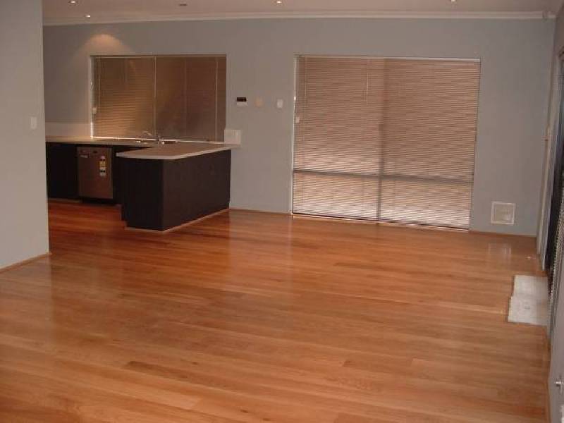 64 Buttercup Parkway, Halls Head WA 6210