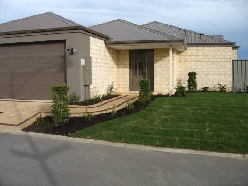 9 Yarloop Lane, Baldivis WA 6171