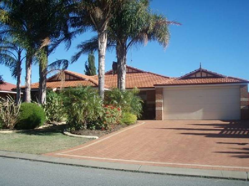 26 Suncrest Meander, Meadow Springs WA 6210