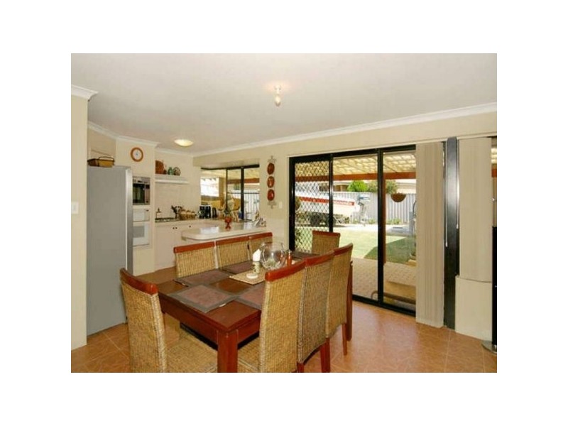 20 La Grange Place, Meadow Springs WA 6210