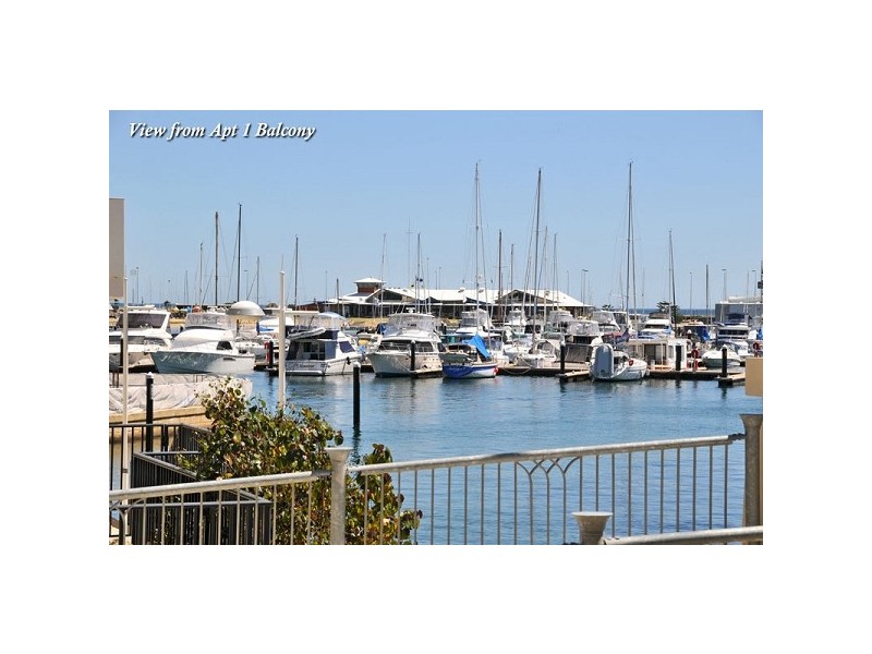 1/16 Torcello Mews, Mandurah WA 6210