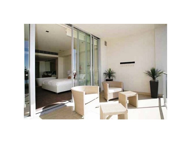 Unit 18 Waterline Apartments, Halls Head WA 6210