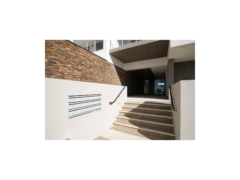 Unit 1 Waterline Apartments, Halls Head WA 6210