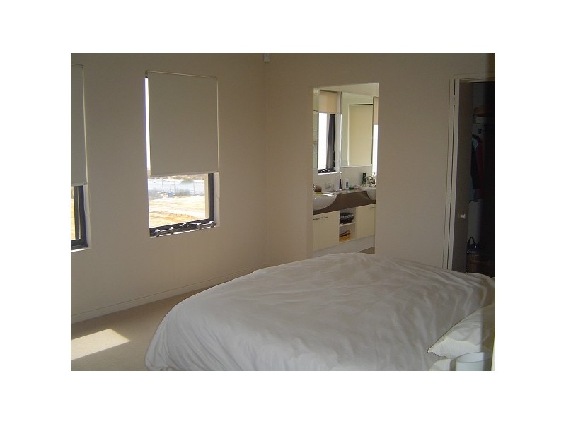 5/42 Spinnaker Quay, Mandurah WA 6210