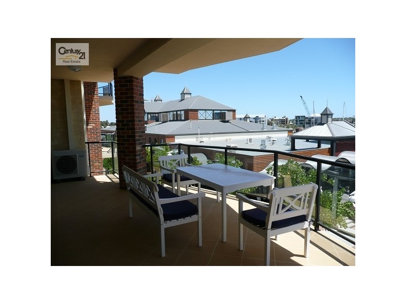 24/37 Dolphin Drive, Mandurah WA 6210
