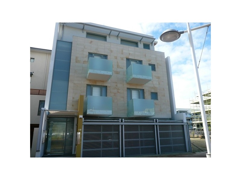 3/10 Cannaregio Square, Mandurah WA 6210