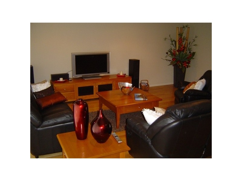 2/19 Florian Mews, Mandurah WA 6210