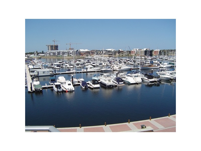 6/42 Spinnaker Quay, Mandurah WA 6210