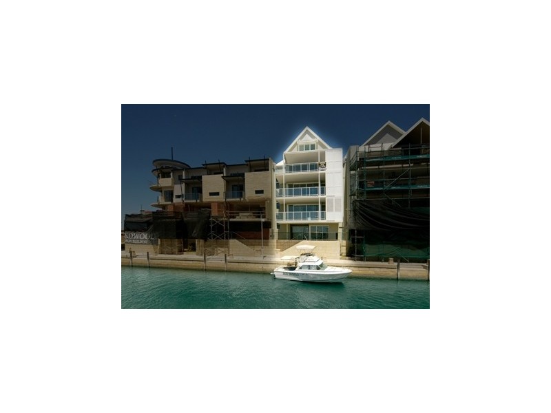 1/16 Cannaregio Square, Mandurah WA 6210