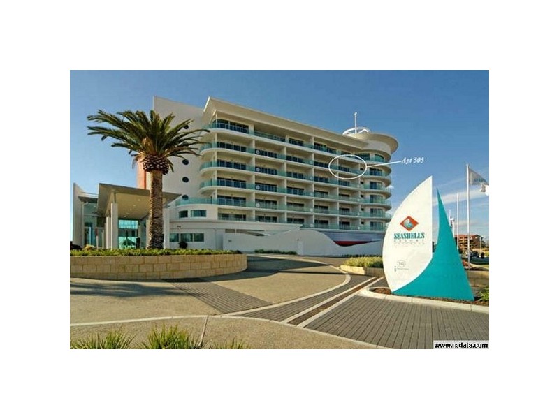 Apt 407, 16 Dolphin Drive, Mandurah WA 6210