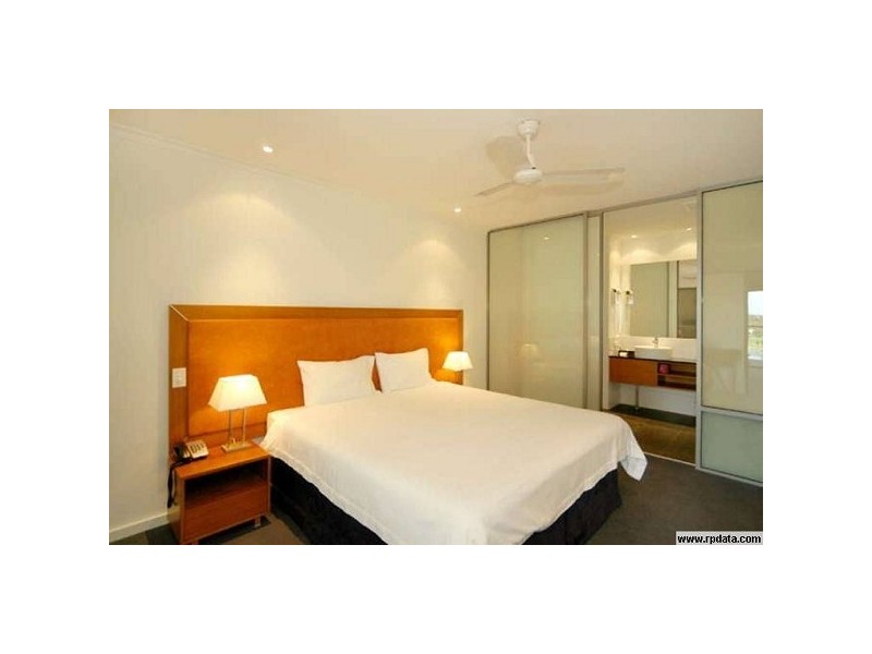 Apt 407, 16 Dolphin Drive, Mandurah WA 6210