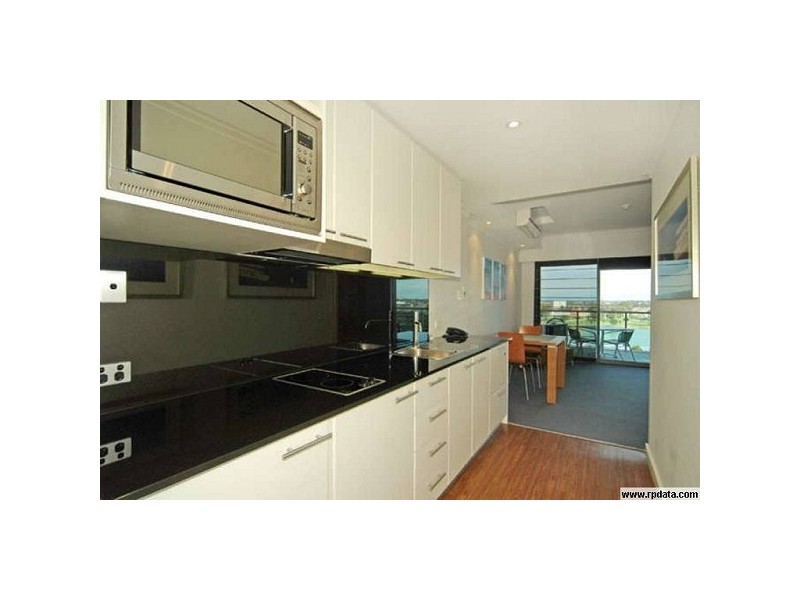Apt 407, 16 Dolphin Drive, Mandurah WA 6210