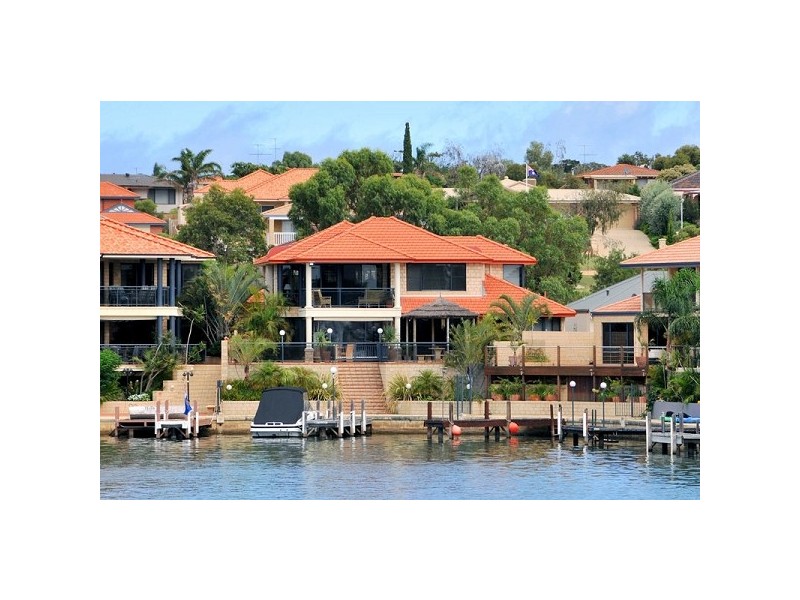21 Eunamara Retreat, Mandurah WA 6210