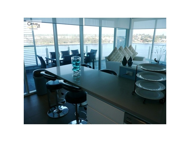 Apt 704, 5 Marco Polo Drive The Point, Mandurah WA 6210