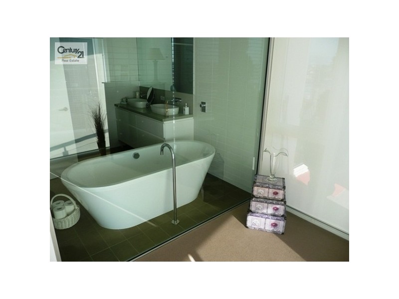 Apt 704, 5 Marco Polo Drive The Point, Mandurah WA 6210