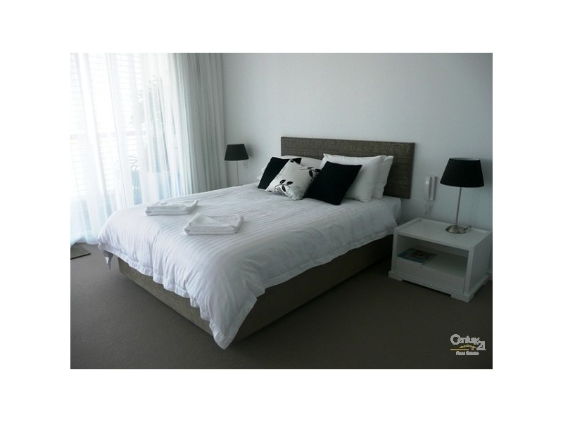 Apt 801, 3 Marco Polo Drive, The Point, Mandurah WA 6210