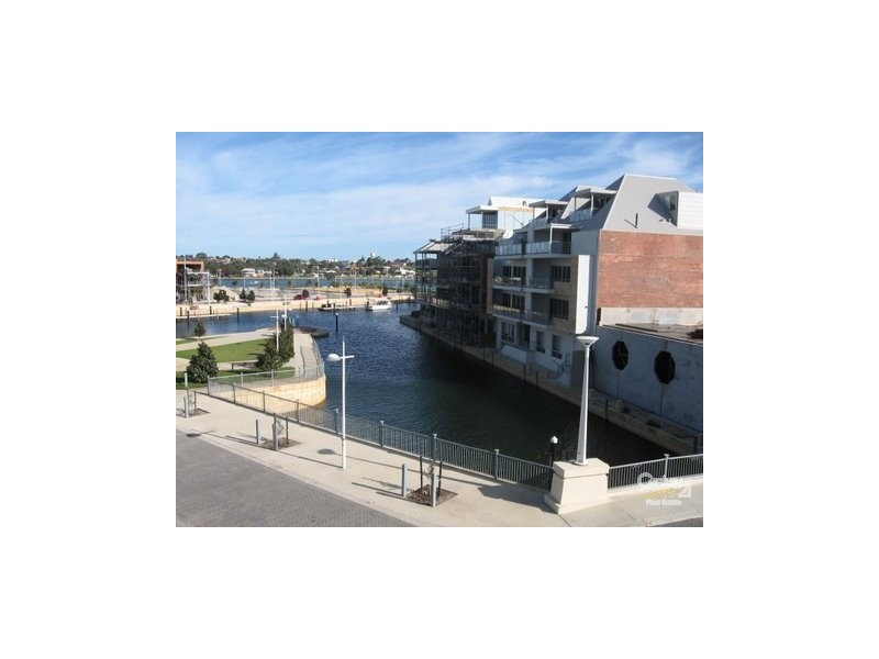 3/18 Cannaregio Square, Mandurah WA 6210