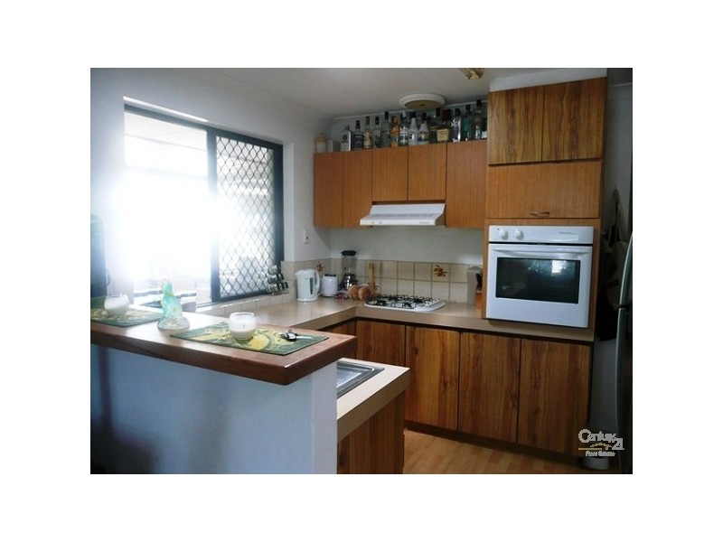 6 Amazon Drive, Greenfields WA 6210