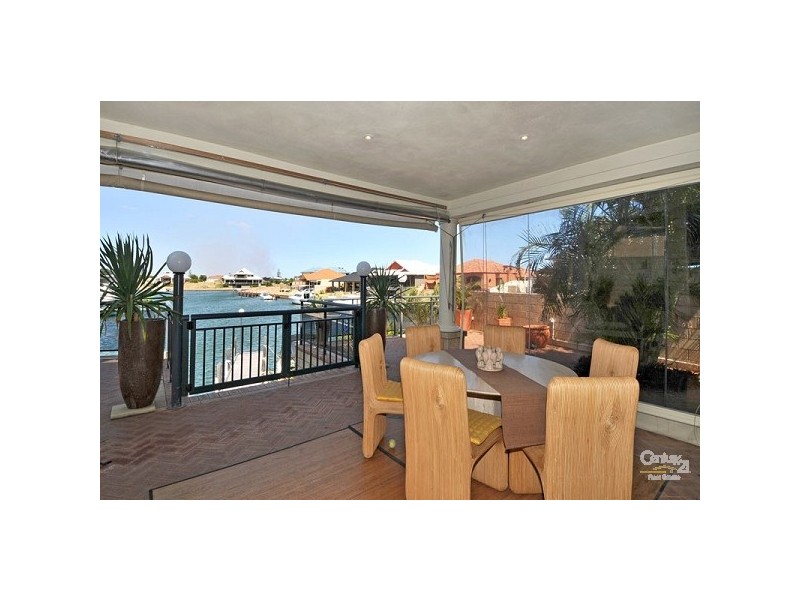 21 Eunamara Retreat, Mandurah WA 6210