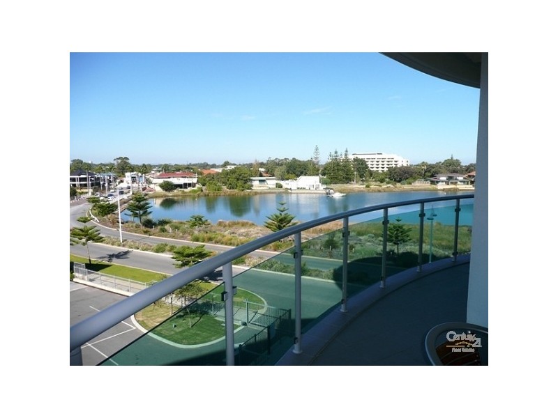 Apt 206, 16 Dolphin Drive, Seashells Resort, Mandurah WA 6210