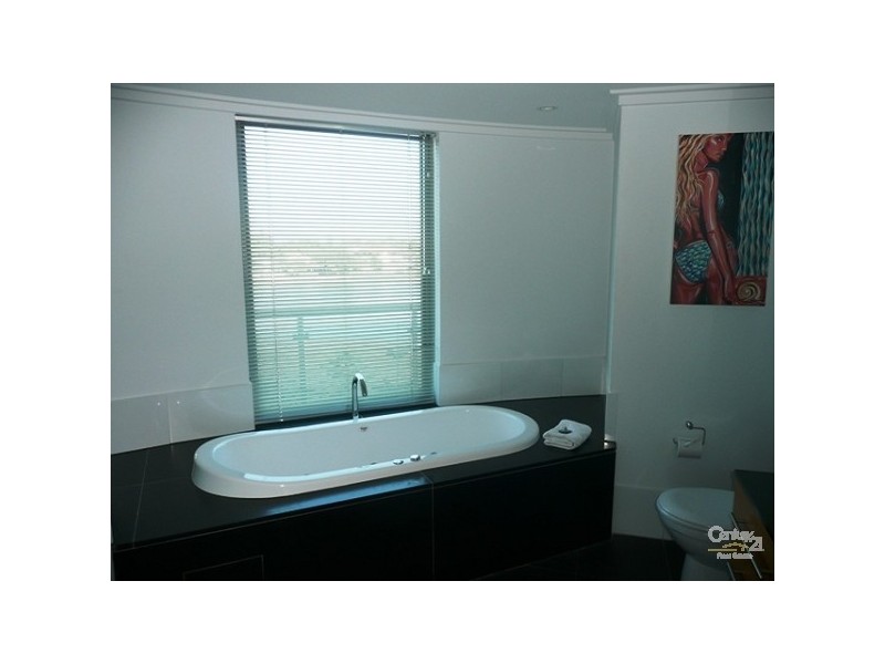 Apt 206, 16 Dolphin Drive, Seashells Resort, Mandurah WA 6210