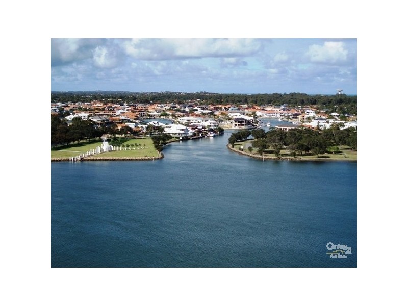 1403. 3 Marco Polo Drive The Point, Mandurah WA 6210