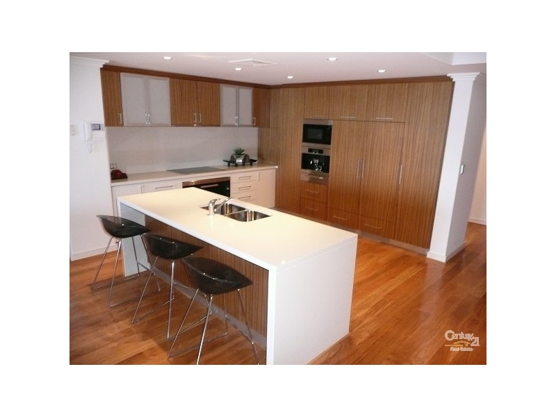 3, 14 Veneto Lane, Platinum Apartments, Mandurah WA 6210