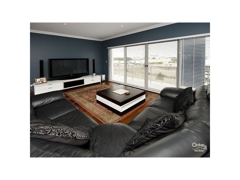 6,7 Florian Mews, Mandurah WA 6210