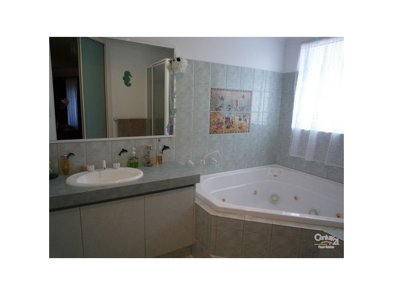 39 Tamarisk Drive, Halls Head, Mandurah WA 6210