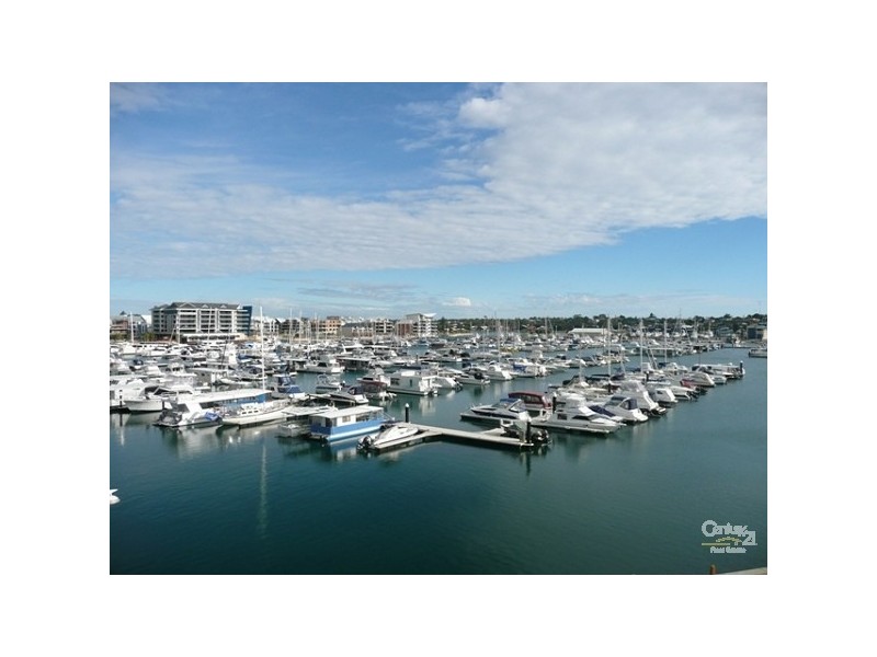 Unit 8,30-32 Spinnaker Quays, Mandurah WA 6210