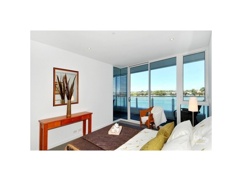 Apt 403, 3 Marco Polo Drive The Point, Mandurah WA 6210