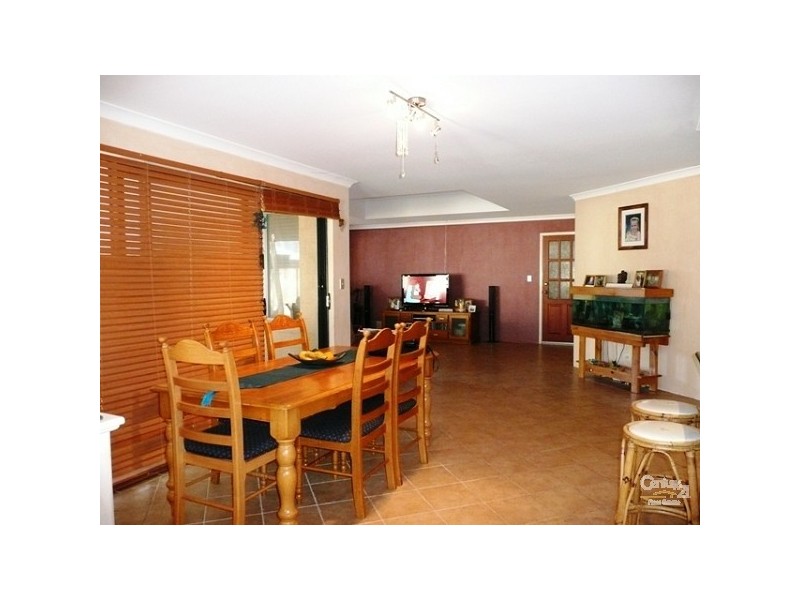 11 Eddy Street, Mandurah WA 6210
