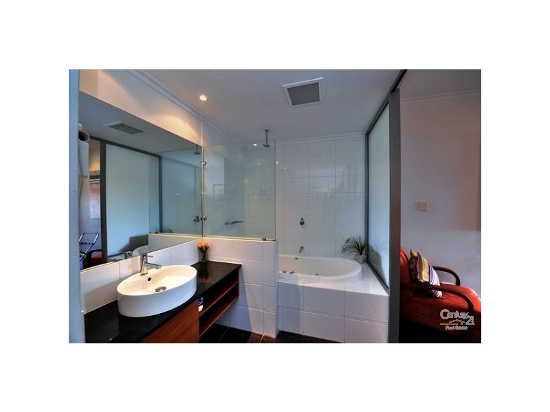 201, 16 Dolphin Drive, Seashells Resort, Mandurah WA 6210