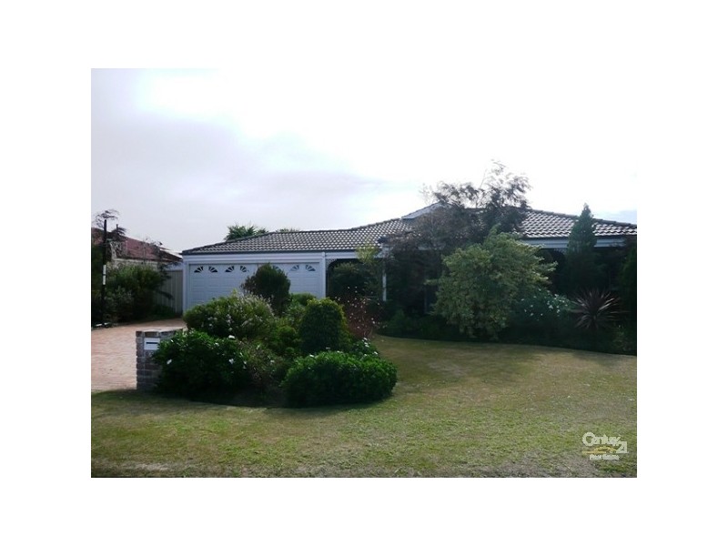 7 Formia Place, Secret Harbour WA 6173