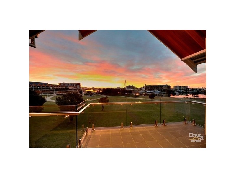 4, 38 Ormsby Terrace, Mandurah WA 6210