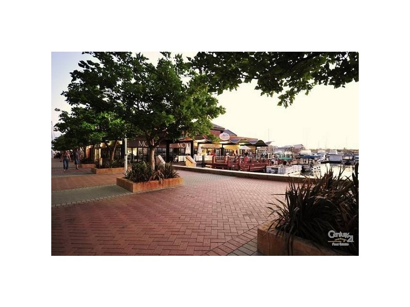 511, 16 Dolphin Drive, Seashells Resort, Mandurah WA 6210