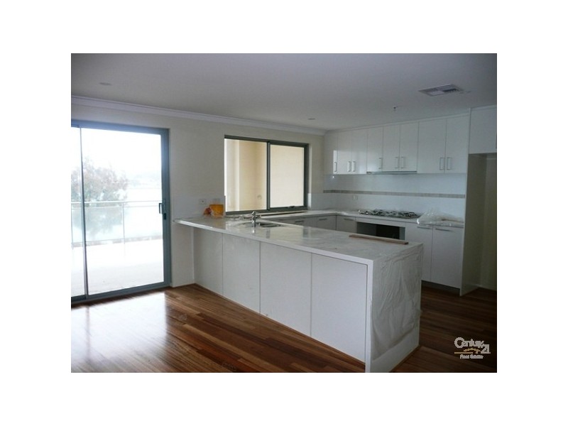 Unit 2, 10 Galileo Loop, Mandurah WA 6210