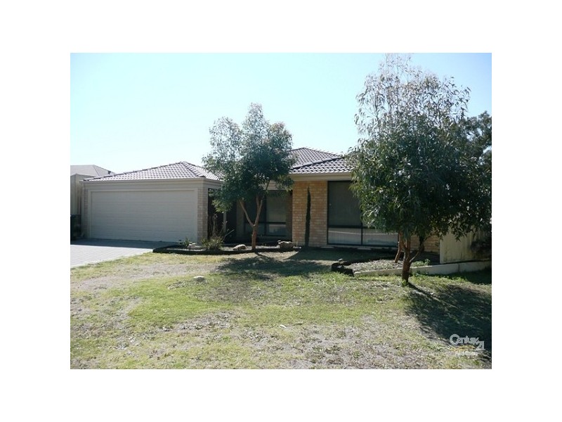 31 Kerkeri Heights, Lakelands WA 6180