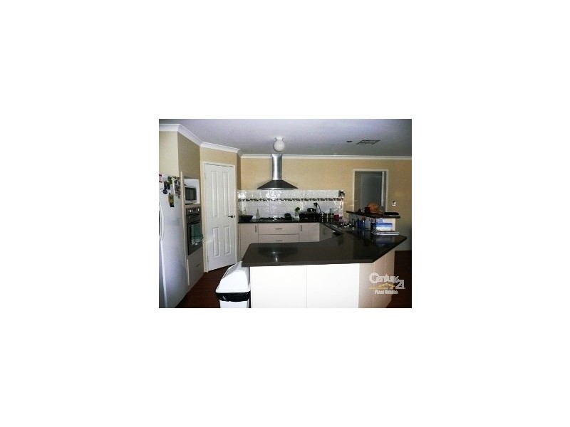 1 Fireglow Vista, Erskine WA 6210