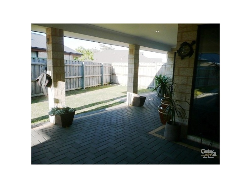 1 Fireglow Vista, Erskine WA 6210