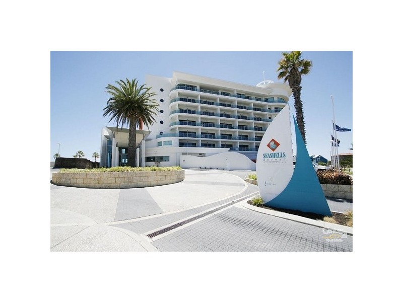 Apt 306, 16 Dolphin Drive, Seashells Resort, Mandurah WA 6210