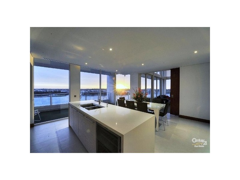 Apt 903, 5 Marco Polo Drive, The Point, Mandurah WA 6210