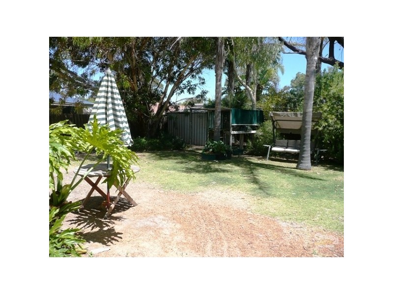 21 Seawind Drive, San Remo WA 6210