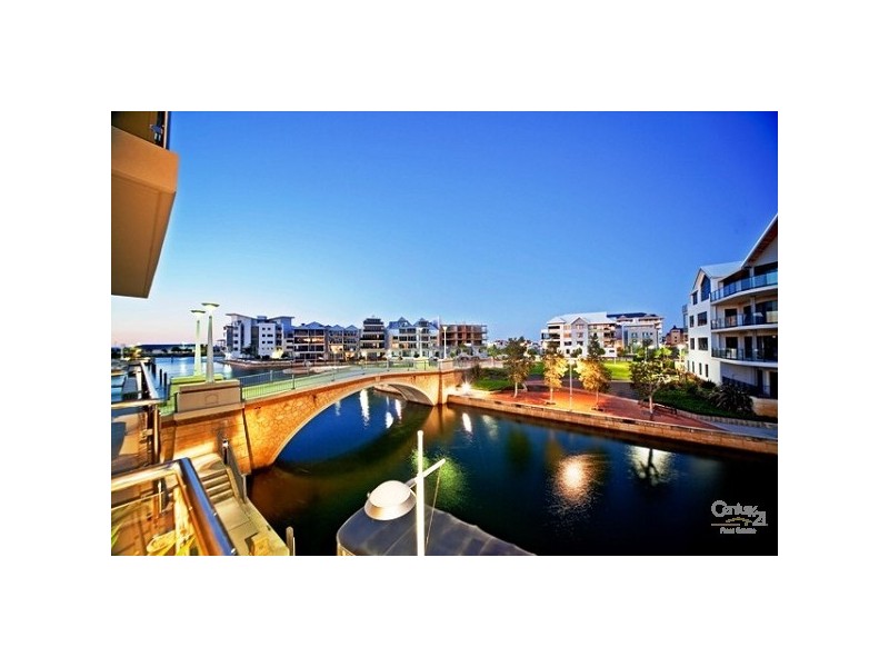 2, 32 Treviso Mews, Mandurah WA 6210