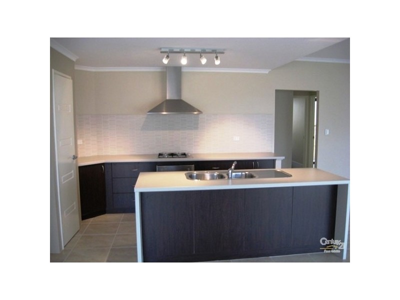 23 Kerkeri Heights, Lakelands WA 6180