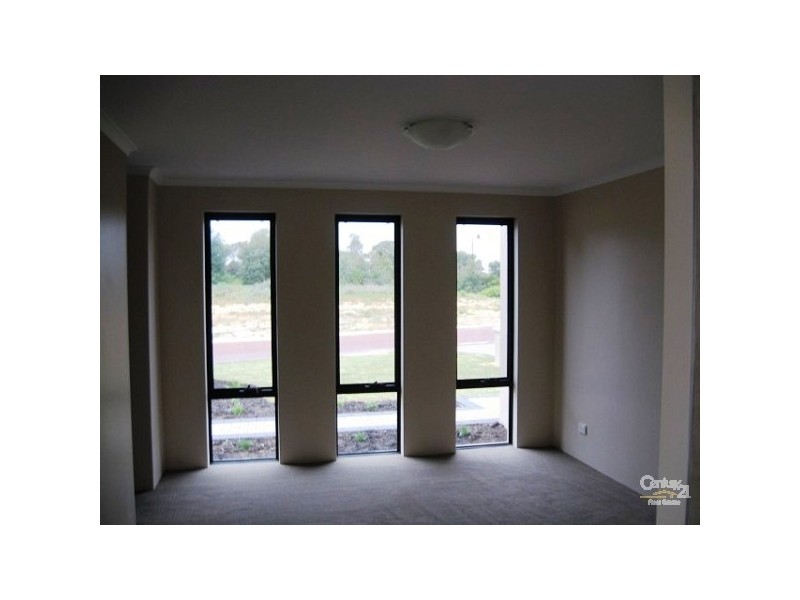 23 Kerkeri Heights, Lakelands WA 6180