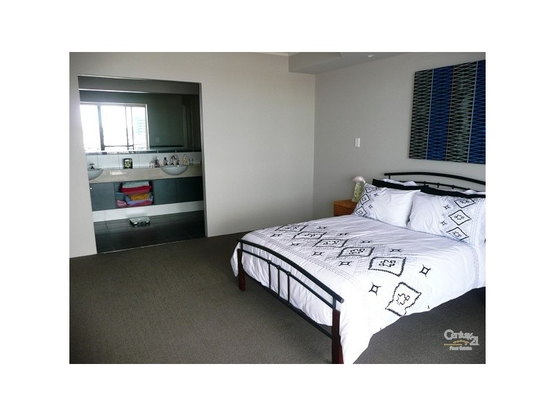 4,30 Spinnaker Quays, Mandurah WA 6210